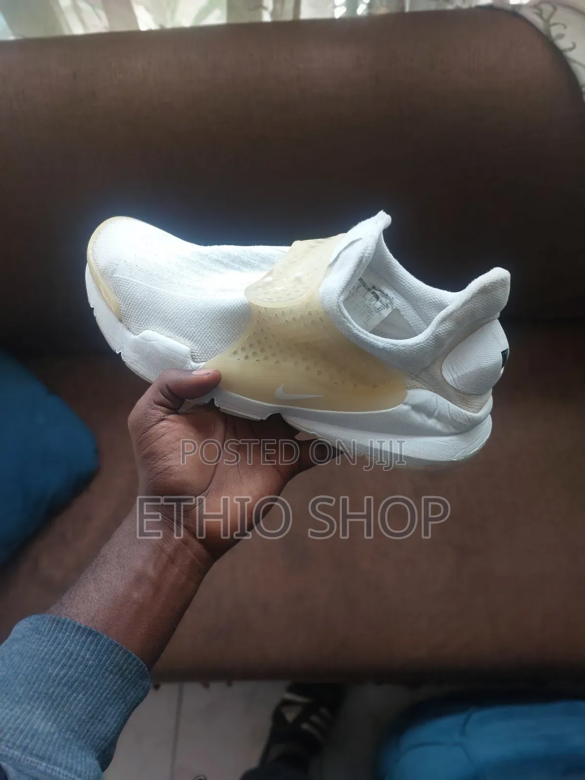 Torshin Shoes ቦንዳ