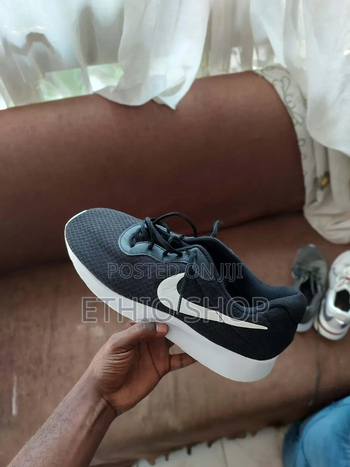 Torshin Shoes ቦንዳ