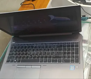 New Laptop HP ZBook 15 G5 16GB Intel Core i5 SSD 512GB