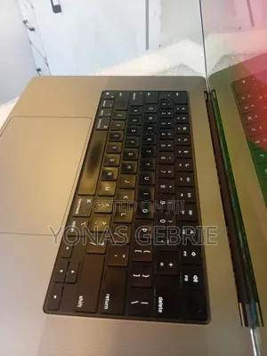 New Laptop Apple MacBook Pro M1 32GB Apple M1 Pro SSD 1T