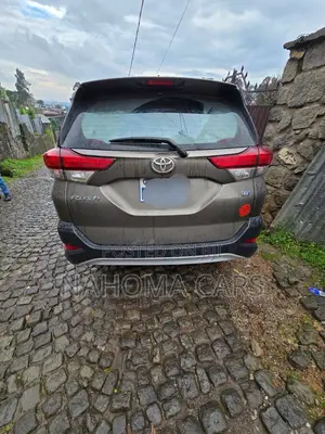 Toyota Rush 2021 Brown