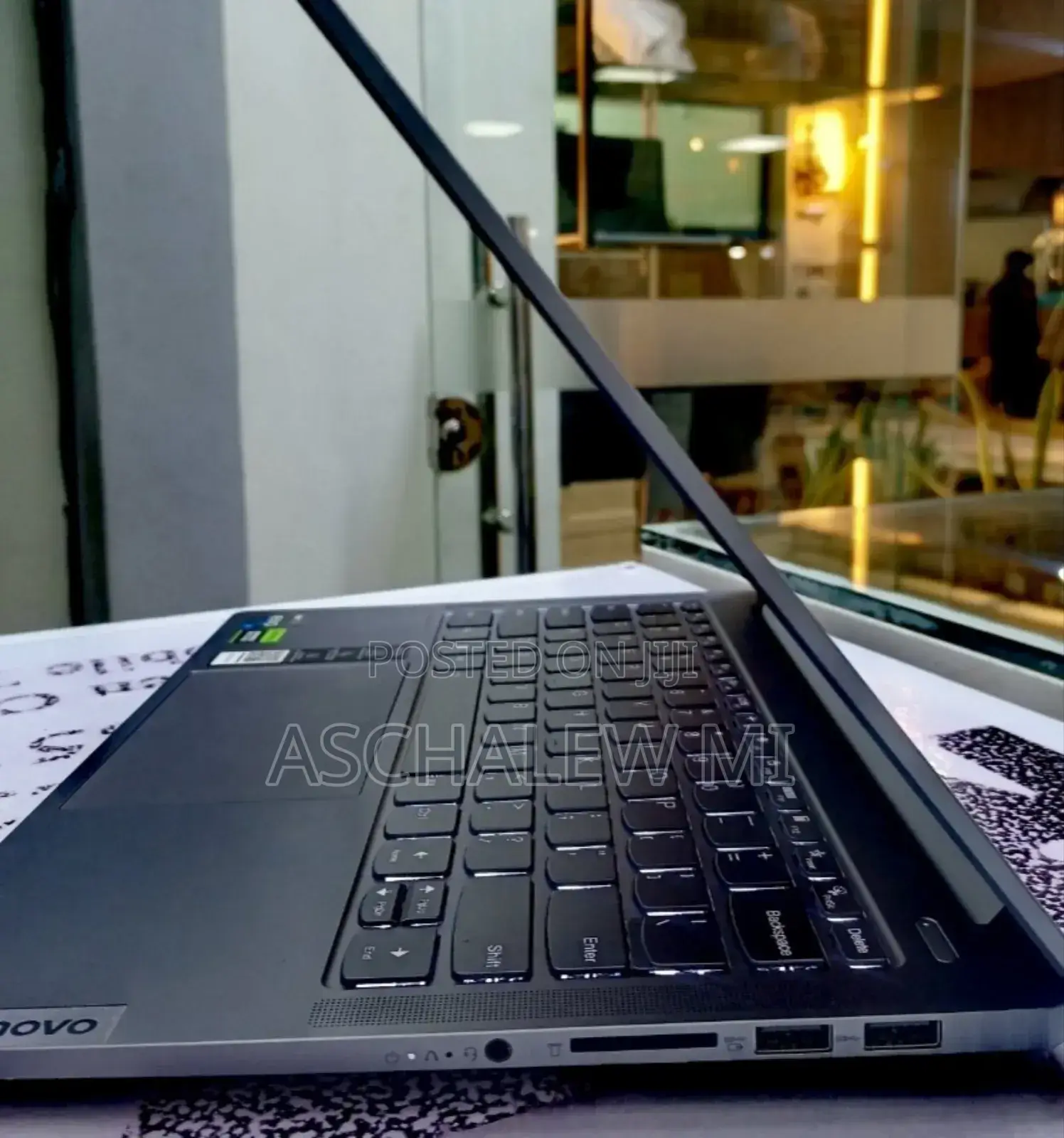New Laptop Lenovo IdeaPad 1 32GB Intel Core i7 SSD 512GB