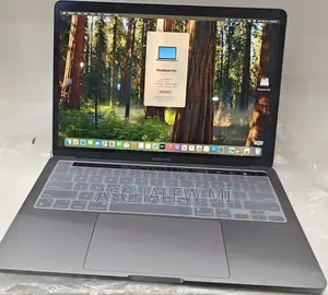 New Laptop Apple MacBook Pro M1 8GB Apple M1 SSD 256GB