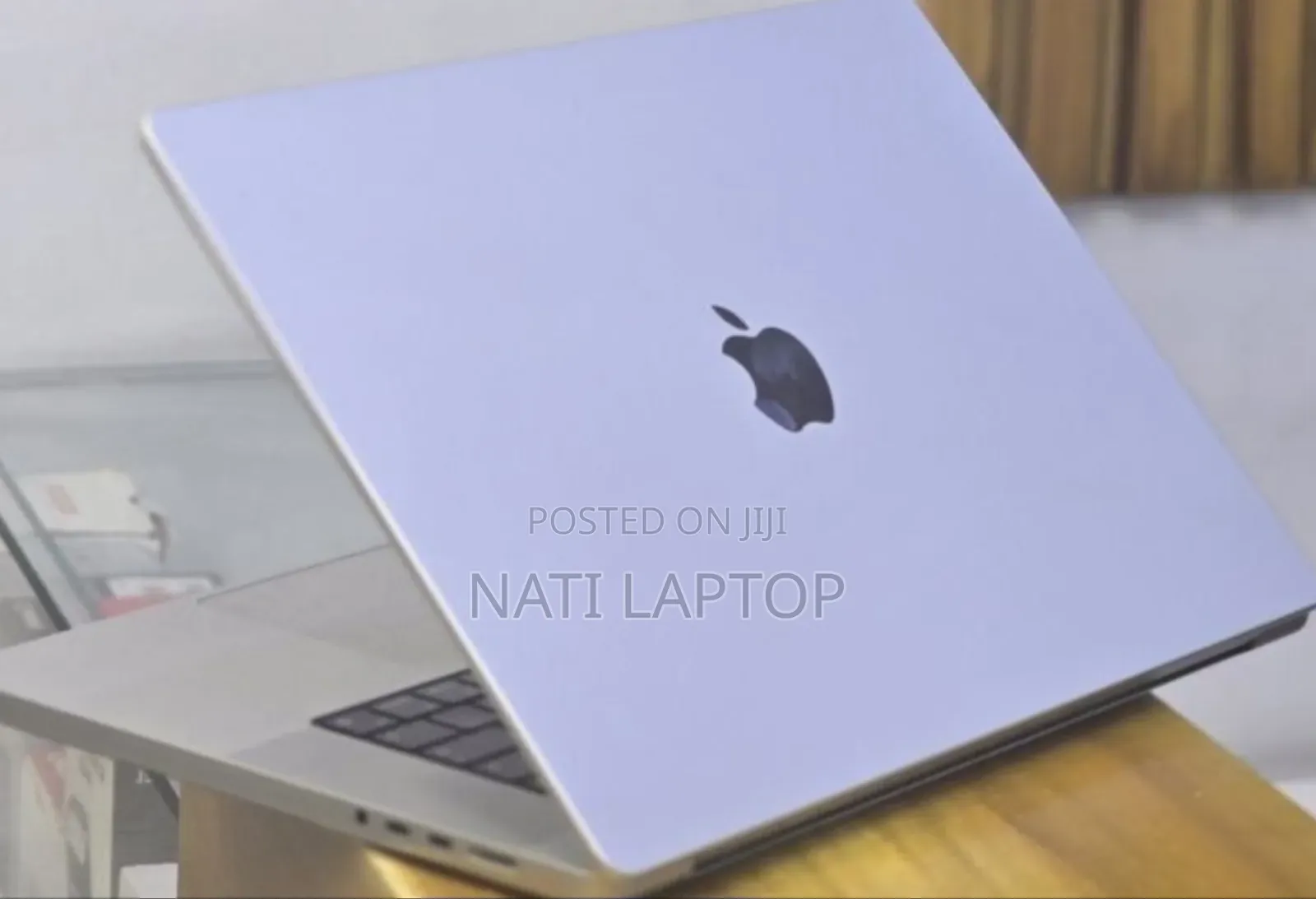 New Laptop Apple MacBook Pro M1 32GB Apple M1 Pro SSD 512GB