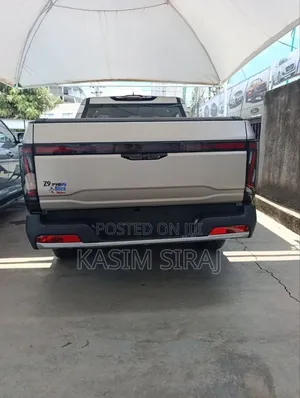 New Nissan Z9 2.3T Diesel 4WD 2025 Green