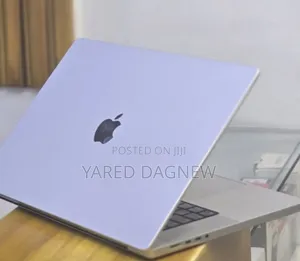 New Laptop Apple MacBook Pro M1 32GB Apple M1 Pro SSD 512GB