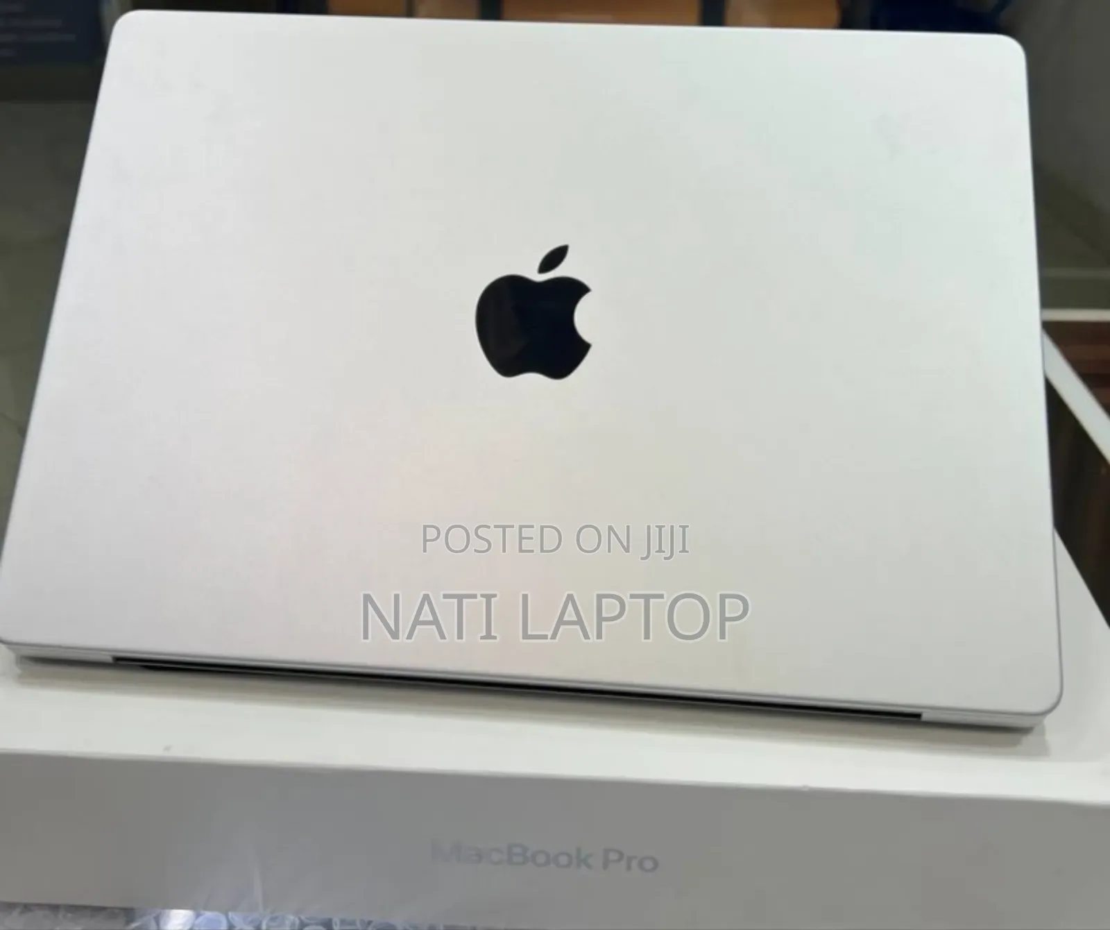 New Laptop Apple MacBook Pro M1 16GB Apple M1 Pro SSD 512GB