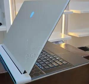 New Laptop Alienware M15 r3 16GB Intel Core Ultra 7 SSD 1T