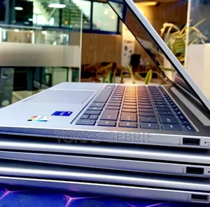 New Laptop HP Stream Notebook 16GB Intel Core i5 SSD 512GB