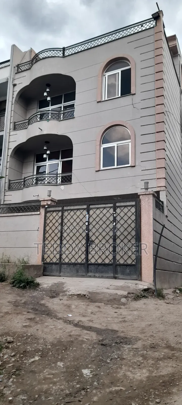 7bdrm House in Haile Garment, Nifas Silk-Lafto for sale