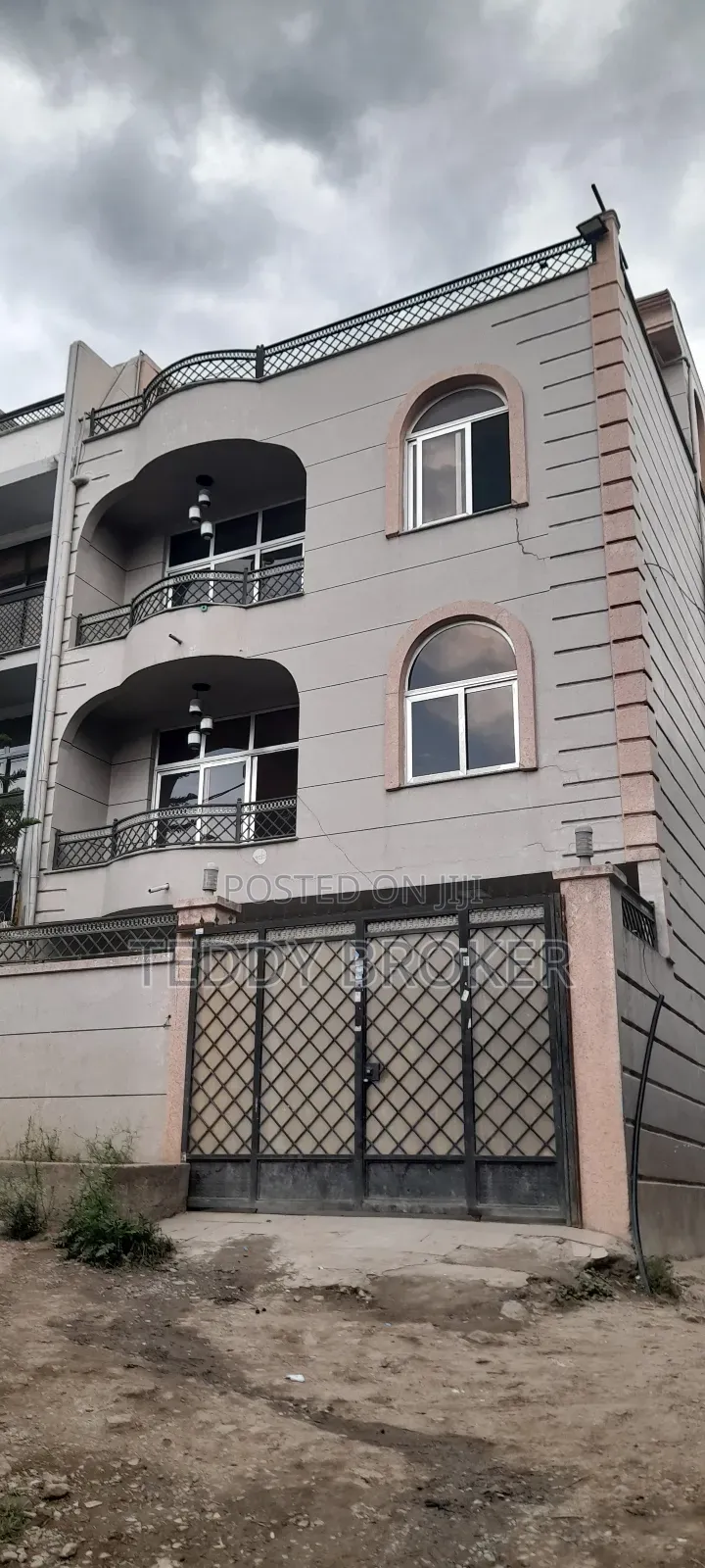 7bdrm House in Haile Garment, Nifas Silk-Lafto for sale