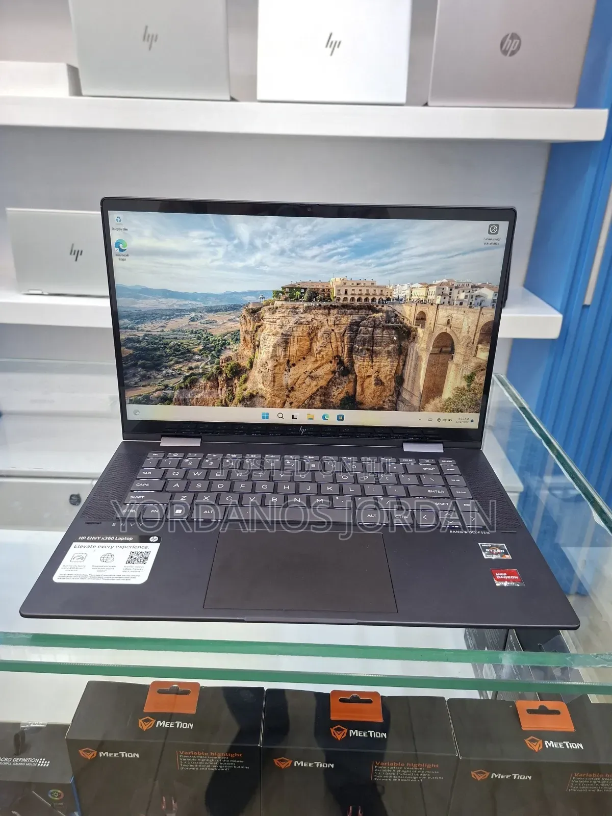 New Laptop HP Envy X360 8GB AMD Ryzen 5 SSD 512GB