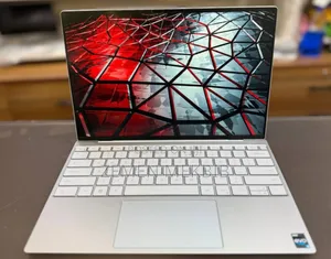 New Laptop Dell XPS 15 8GB Intel Core i5 SSD 256GB