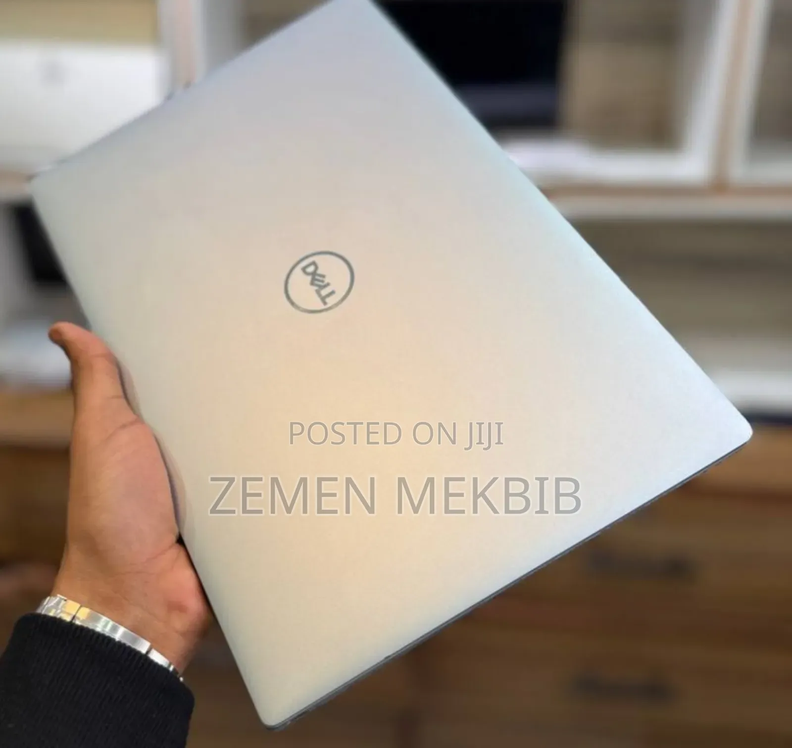 New Laptop Dell XPS 15 8GB Intel Core i5 SSD 256GB