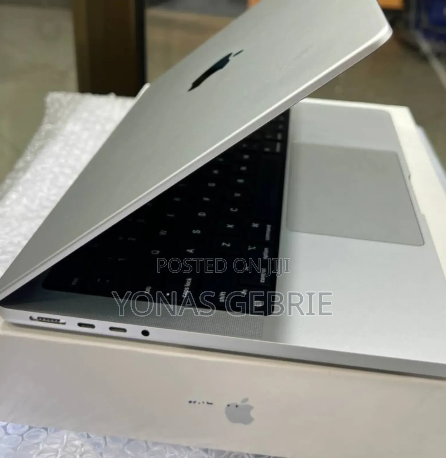 New Laptop Apple MacBook Pro M1 16GB Apple M1 SSD 512GB