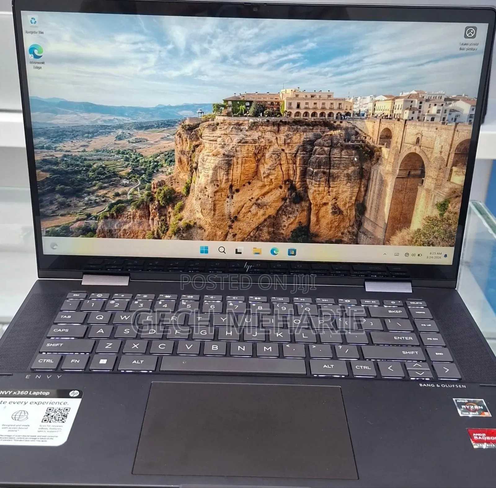 New Laptop HP Envy X360 8GB AMD Ryzen 5 SSD 512GB
