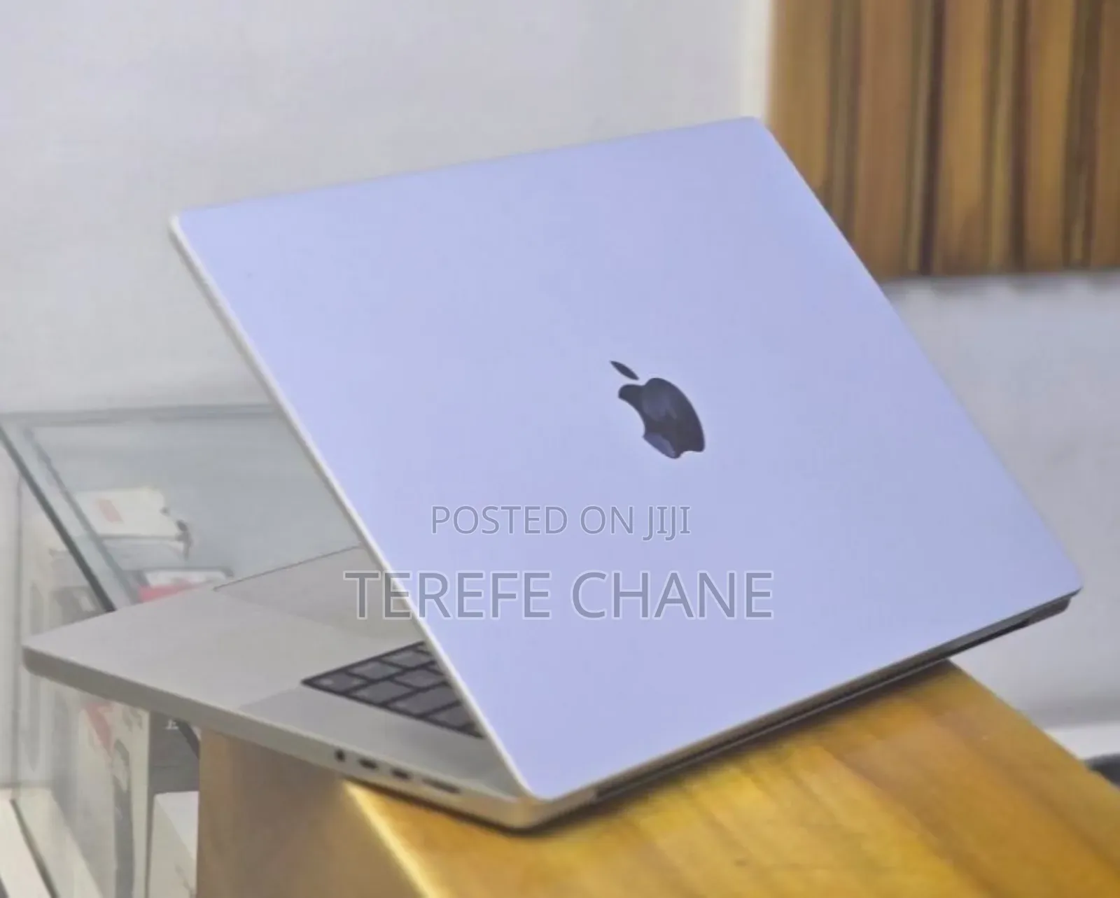 New Laptop Apple MacBook Pro M1 32GB Apple M1 Pro SSD 512GB