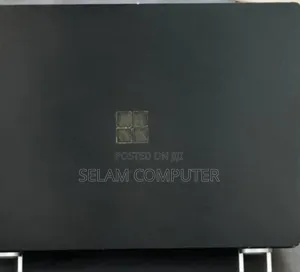 New Laptop Microsoft Surface 16GB Intel Core i7 SSD 512GB