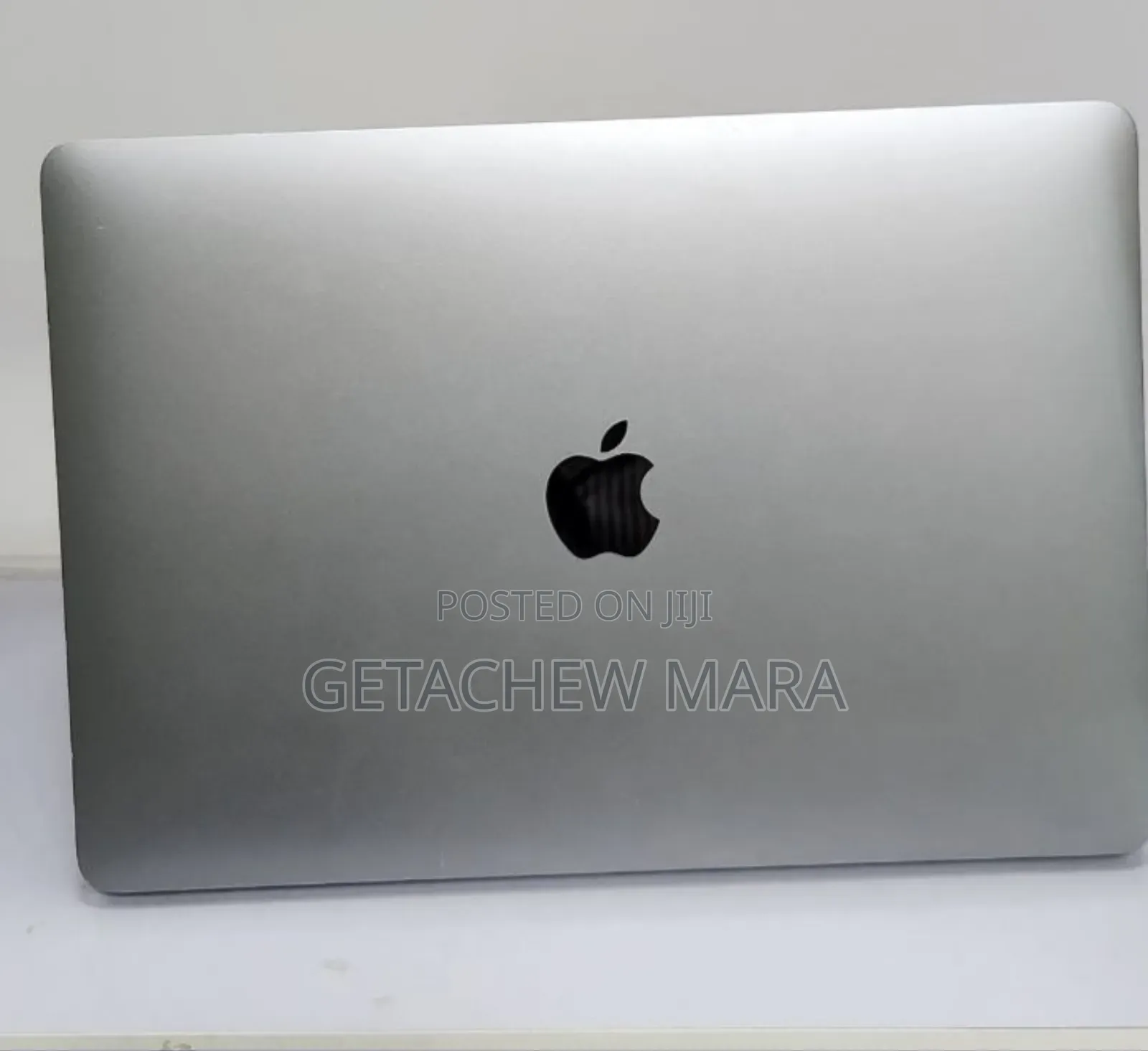 New Laptop Apple MacBook Air 2020 8GB Apple M1 SSD 256GB