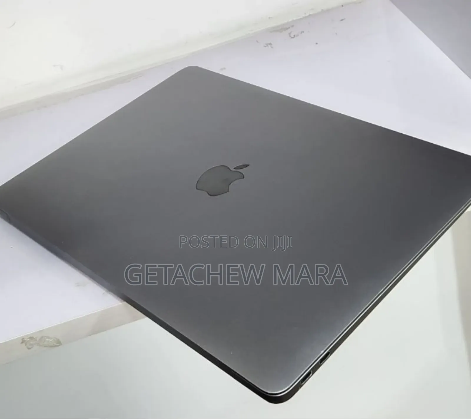 New Laptop Apple MacBook Air 2020 8GB Apple M1 SSD 256GB