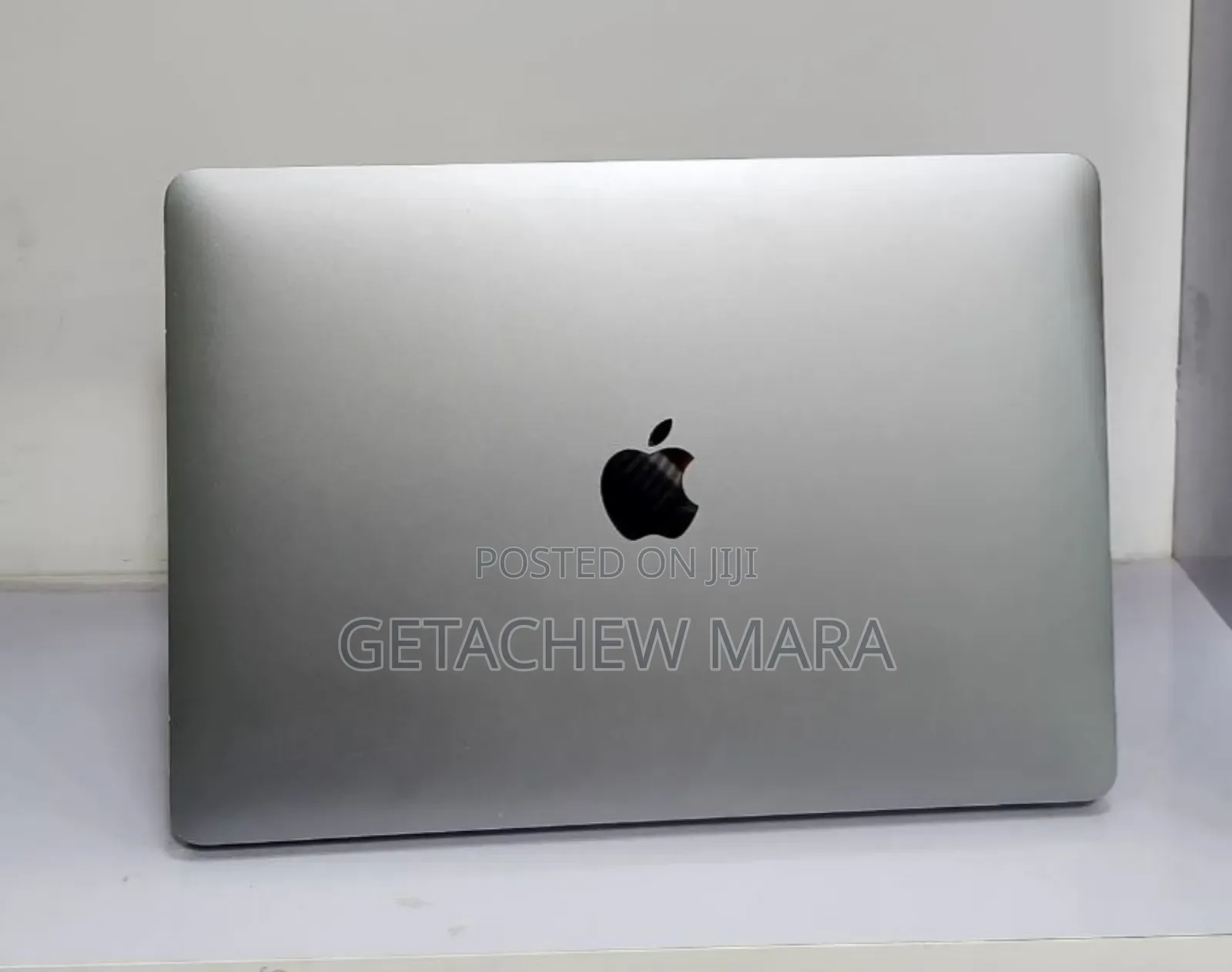 New Laptop Apple MacBook Air 2020 8GB Apple M1 SSD 256GB