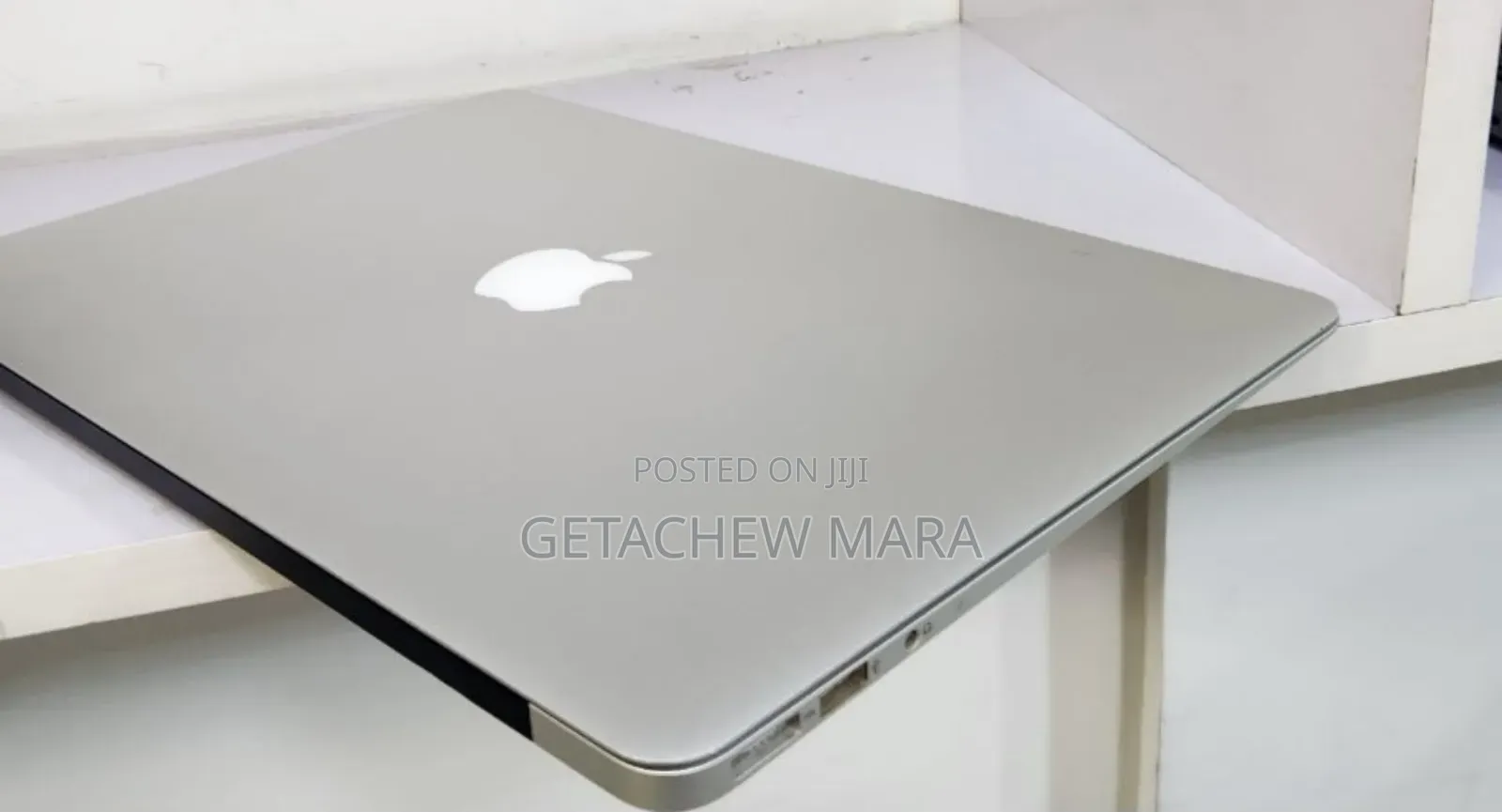 New Laptop Apple MacBook Air 2012 4GB Intel Core i5 SSD 128GB