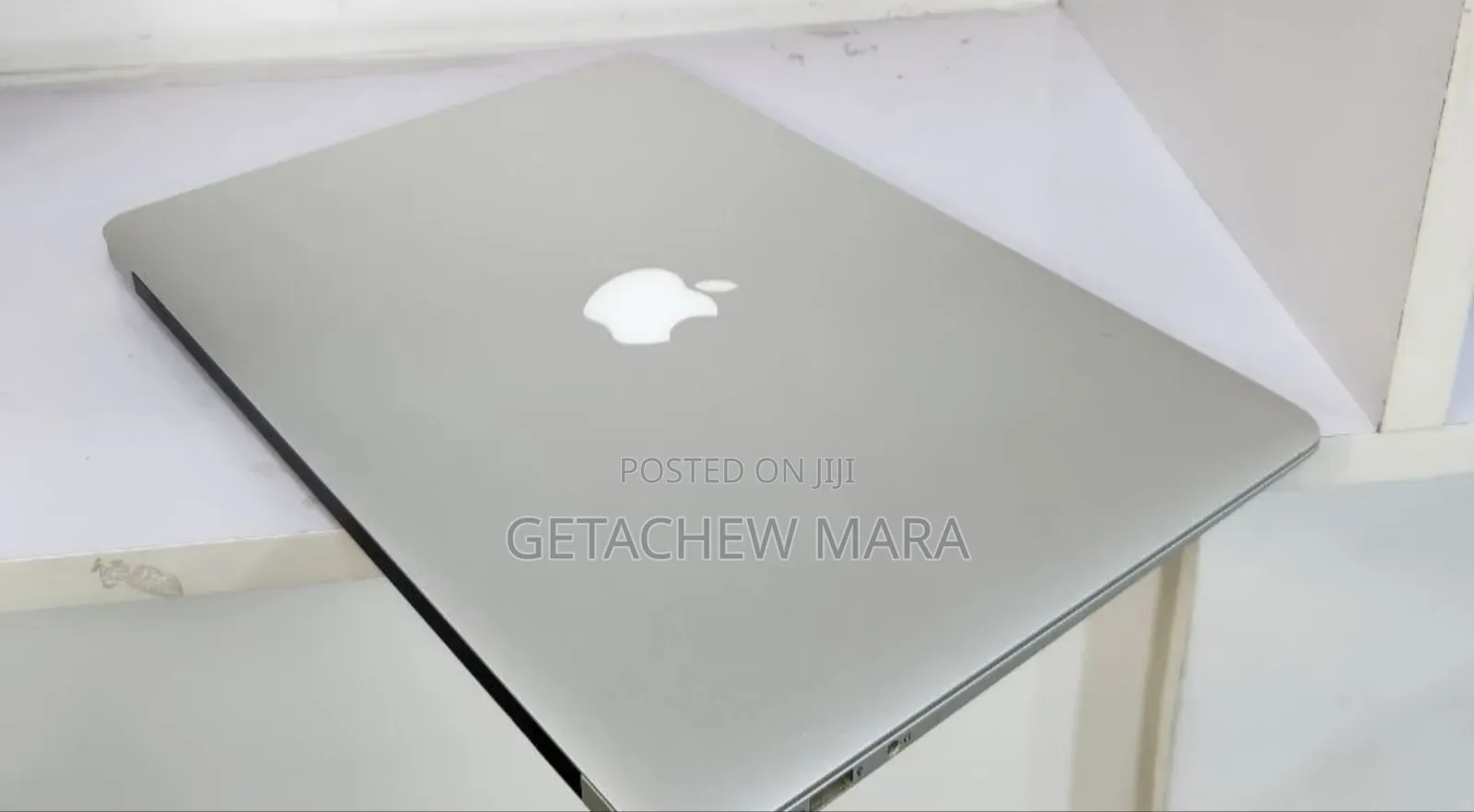 New Laptop Apple MacBook Air 2012 4GB Intel Core i5 SSD 128GB