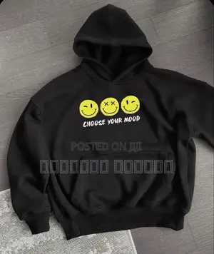 Custom Black Hoodie – Clean Look, Your Design, Streetwear Ready