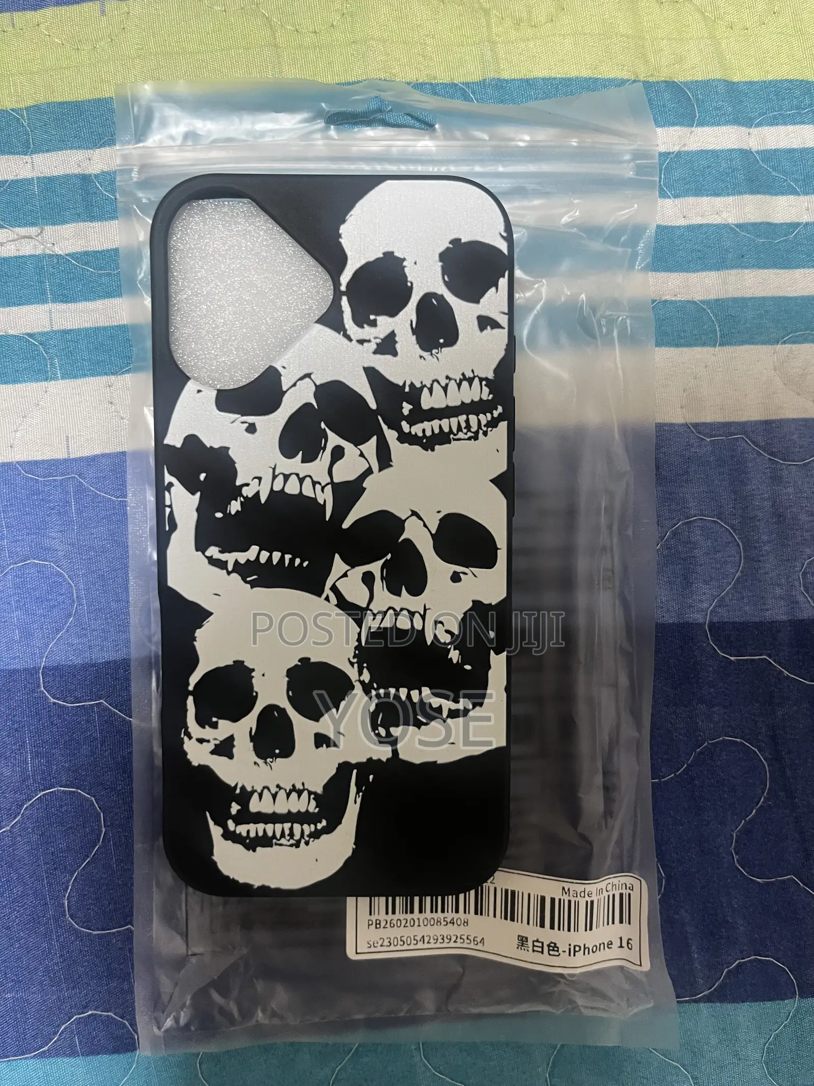 iPhone 16 Skull Black Case