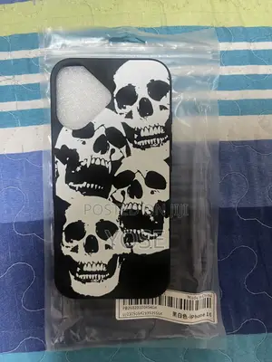 iPhone 16 Skull Black Case