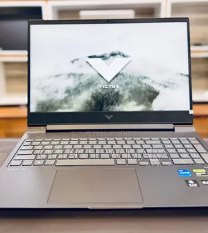New Laptop HP Victus 15 16GB Intel Core i7 SSD 1T