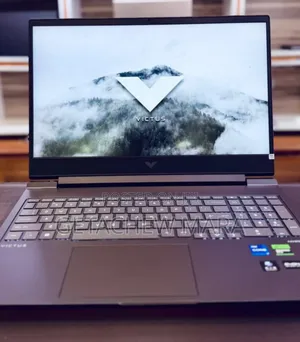 New Laptop HP Victus 15 16GB Intel Core i7 SSD 1T