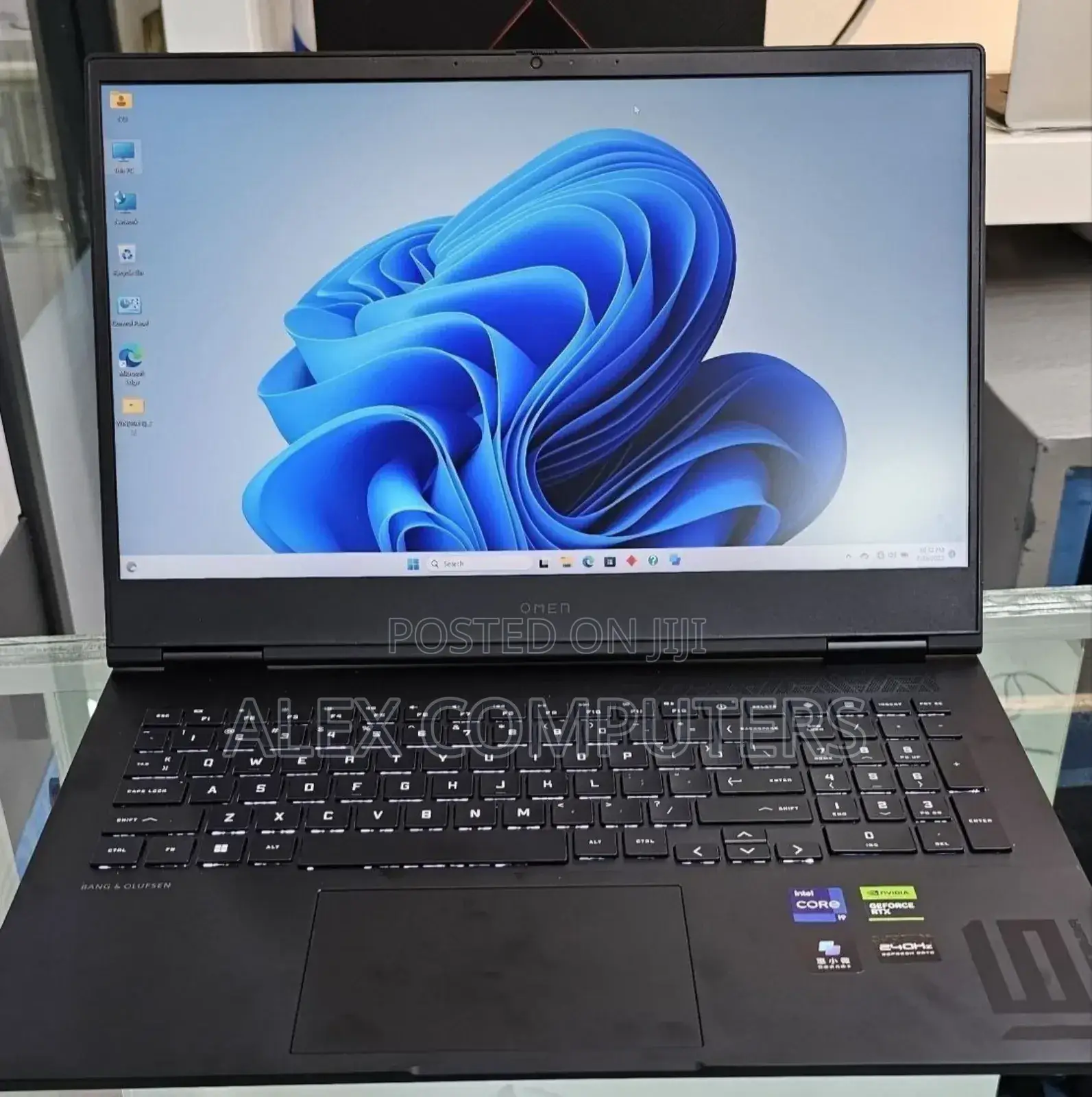 New Laptop HP Omen 16 16GB Intel Core i7 SSD 1T