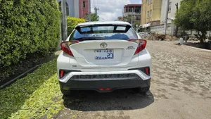Toyota C-HR 2022 White