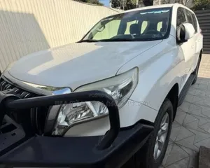 Toyota Land Cruiser Prado 2014 White