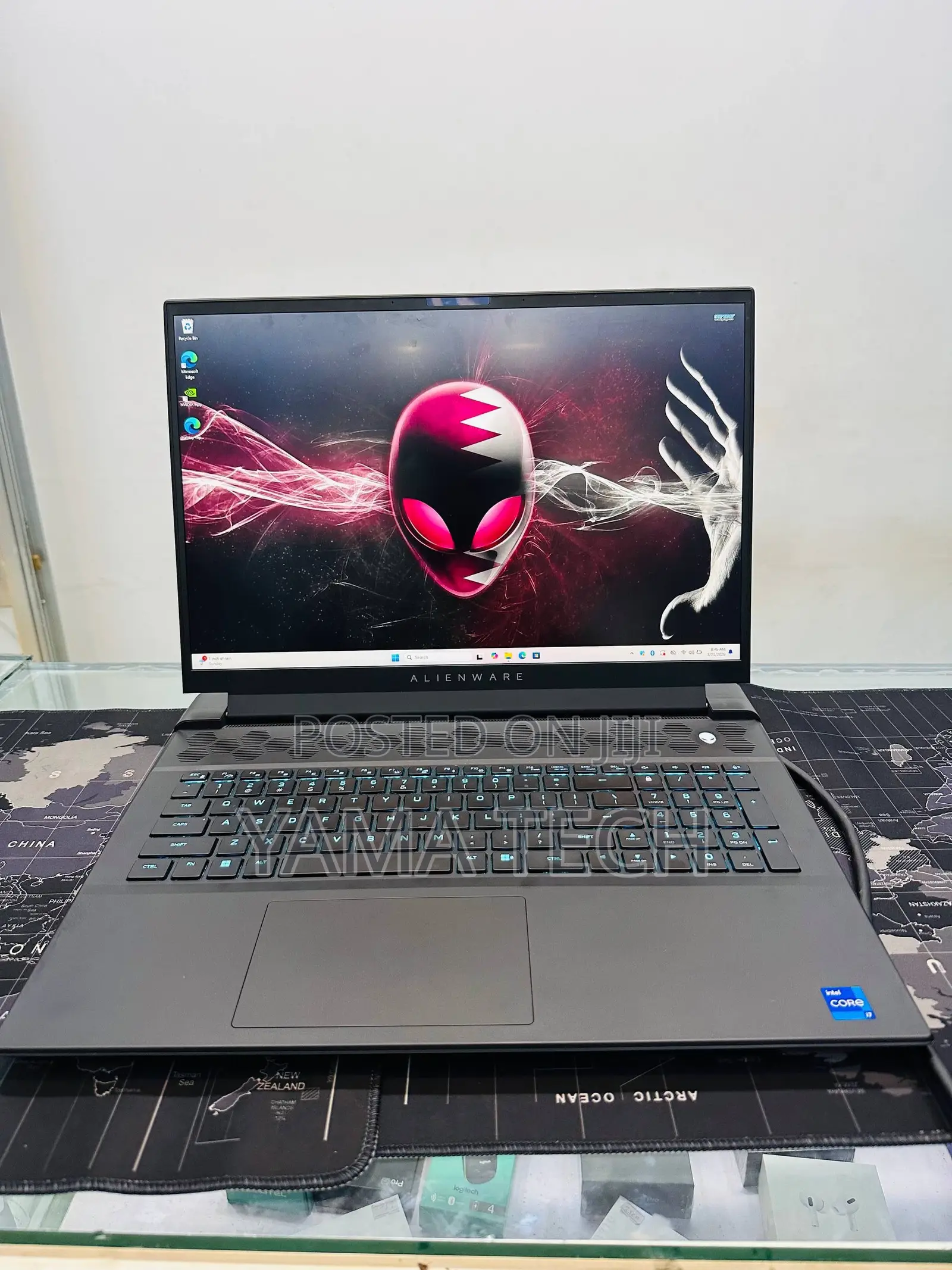 New Laptop Alienware M17x R2 16GB Intel Core i7 SSD 1T