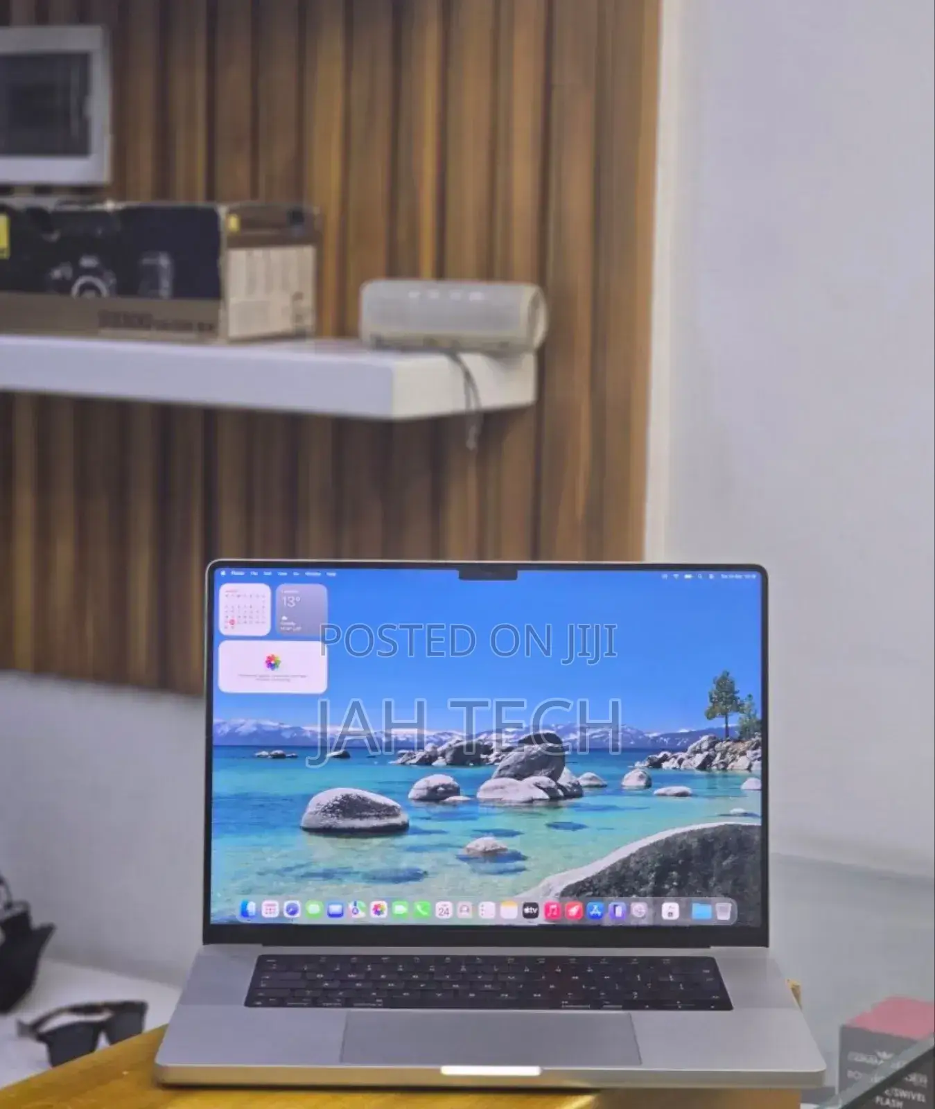 New Laptop Apple MacBook Pro M1 32GB Apple M1 Pro SSD 512GB