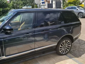 Land Rover Range Rover Vogue 2021 Matt Black