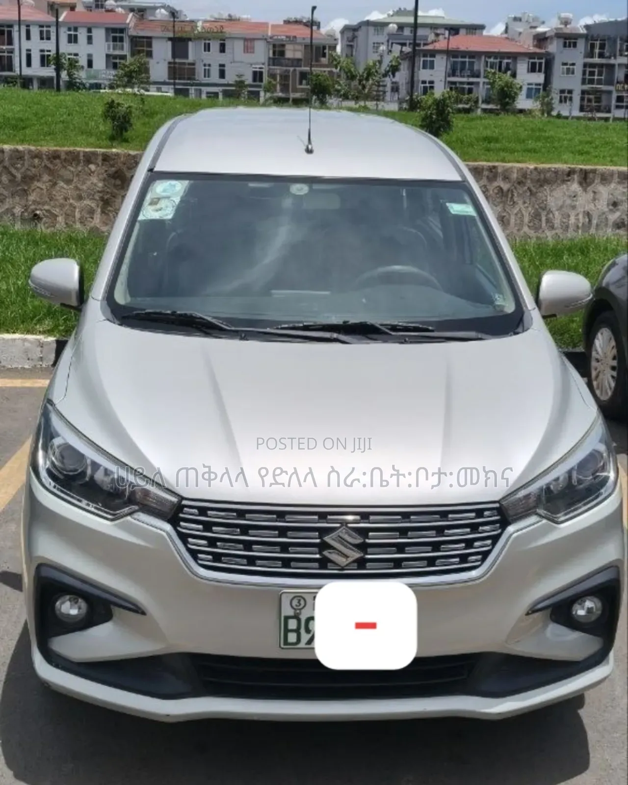 Suzuki Ertiga 2022 Silver