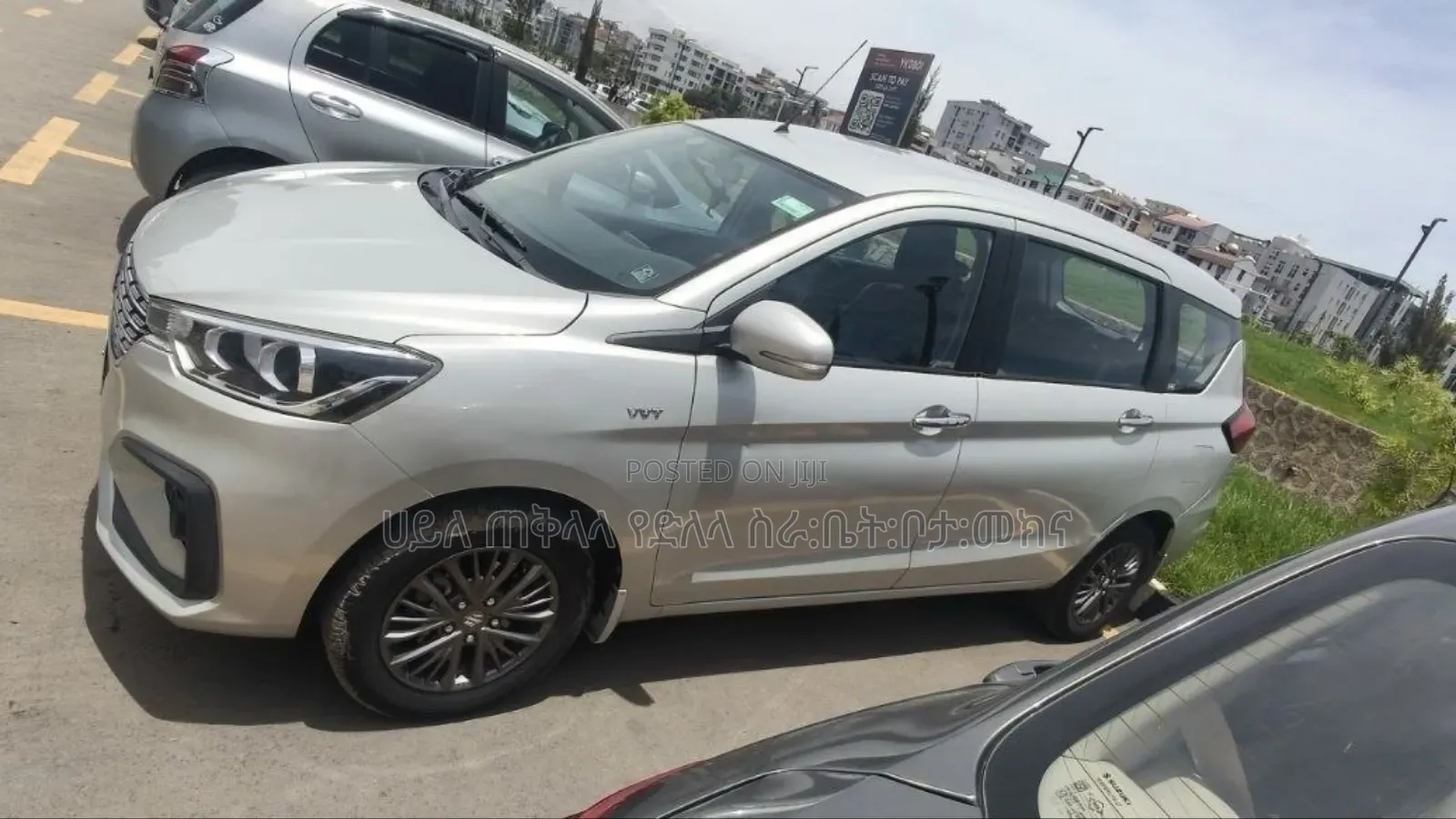Suzuki Ertiga 2022 Silver