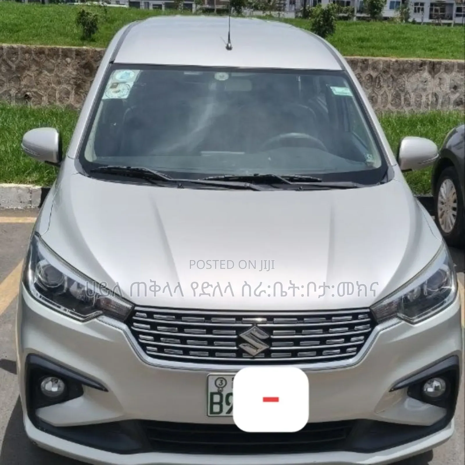 Suzuki Ertiga 2022 Silver