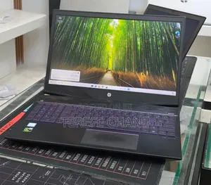 New Laptop HP Pavilion 15 8GB Intel Core i5 SSD 256GB