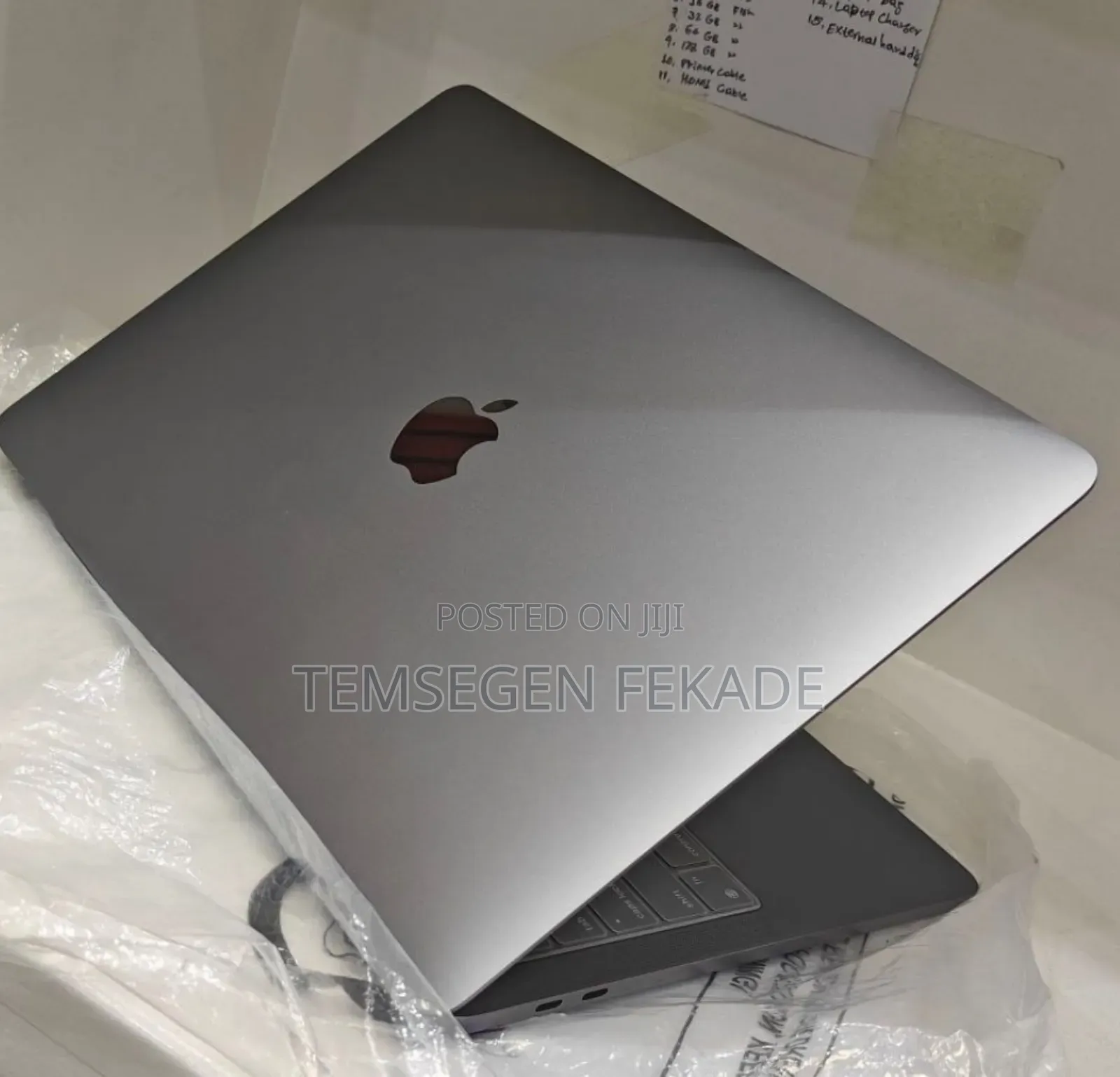 New Laptop Apple MacBook Pro M1 8GB Apple M1 Pro SSD 256GB