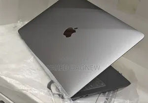 New Laptop Apple MacBook Pro 2020 M1 8GB Apple M1 SSD 256GB