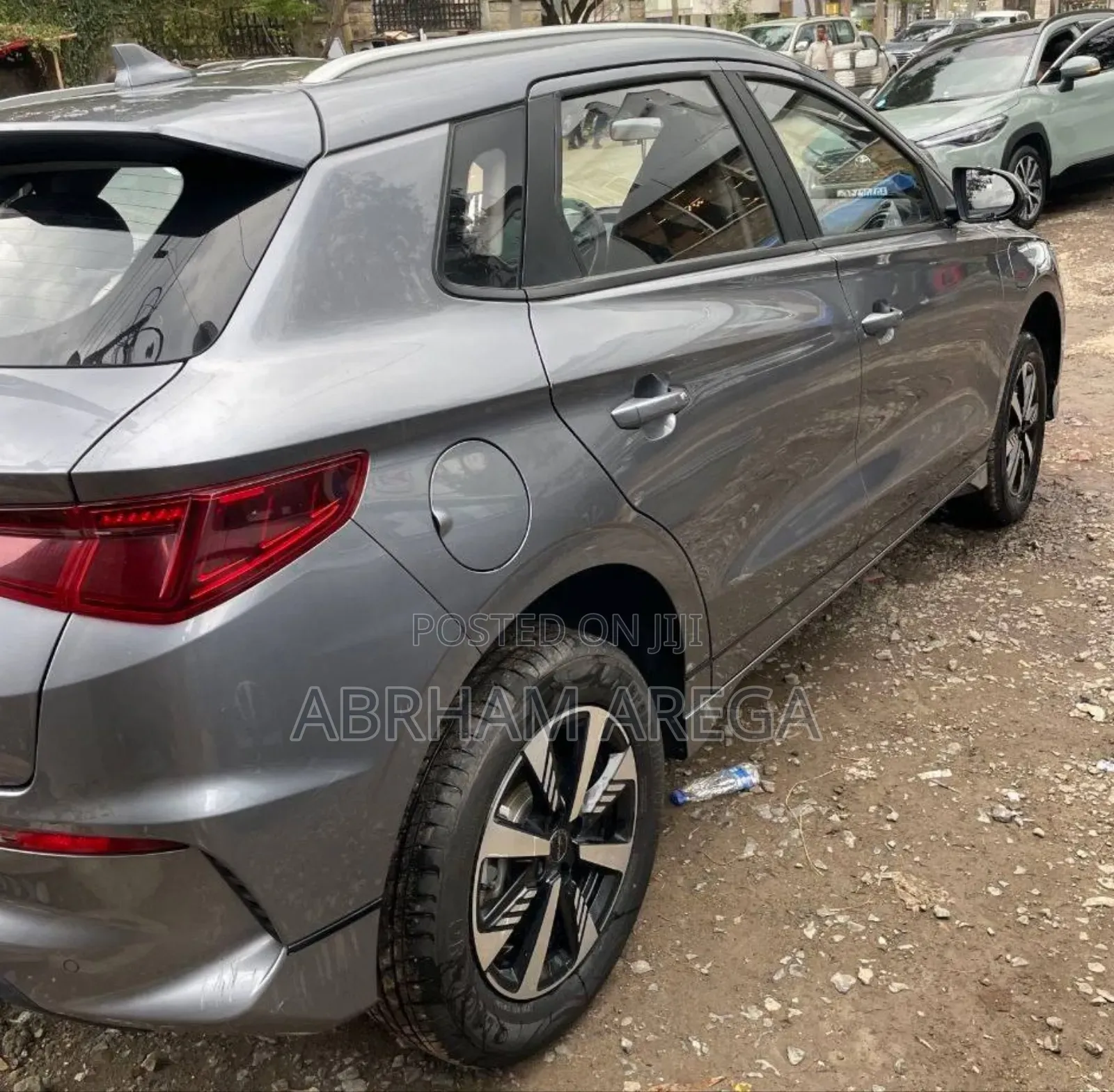 BYD E2 43 kWh 94 hp FWD 2025 Gray
