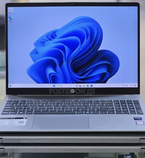 New Laptop HP Pavilion 15 8GB Intel Core Ultra 5 SSD 512GB