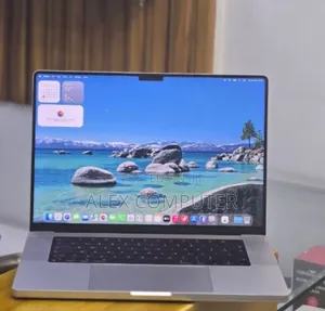 New Laptop Apple MacBook Pro M1 32GB Apple M1 Pro SSD 512GB
