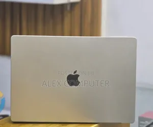 New Laptop Apple MacBook Pro M1 32GB Apple M1 Pro SSD 512GB