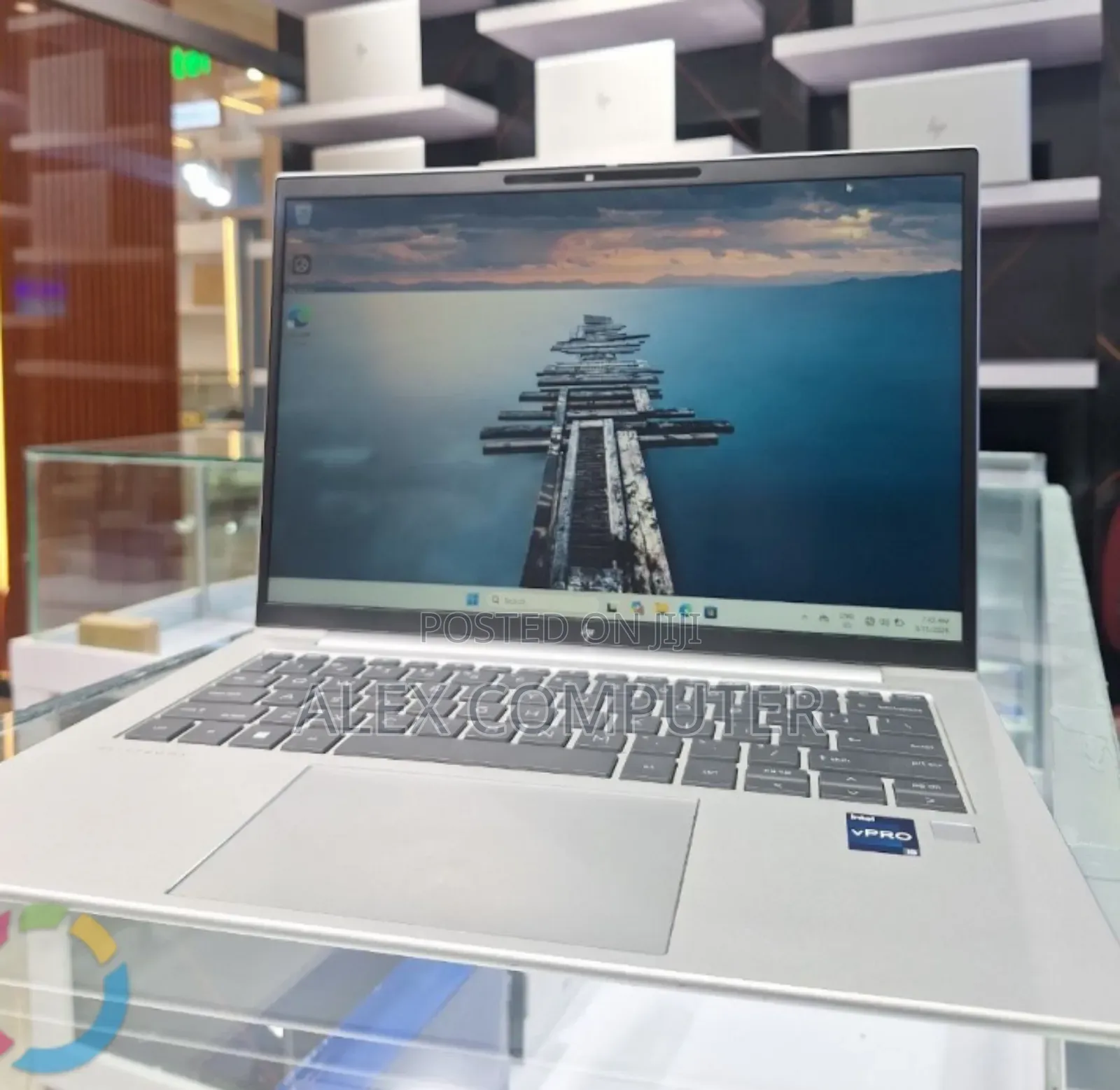 New Laptop HP EliteBook 840 G9 16GB Intel Core i5 SSD 512GB