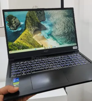 New Laptop Acer Aspire 5 16GB Intel Core i7 SSD 512GB